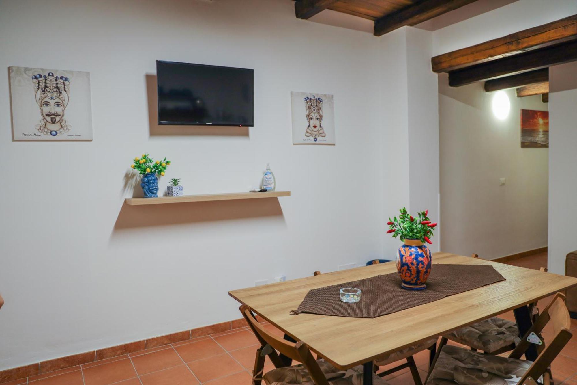 La Folkloressa Apartments Palermo Exterior photo
